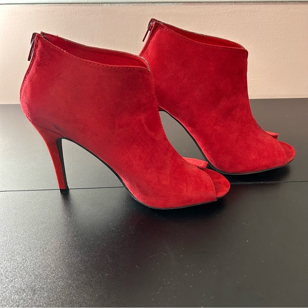 Hot Tomato Heels Women's Suede Peep Toe Back Zipper Holiday Party Size 81/2 M - Picture 5 of 9